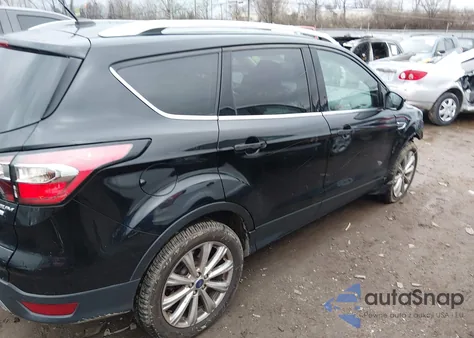 2017 Ford Escape Titanium из США, поврежденный, VIN 1FMCU0JD2HUE51952